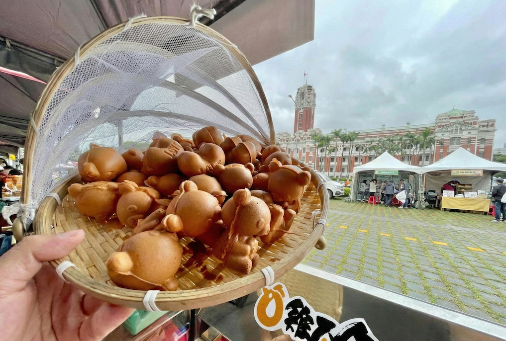 You are currently viewing 路邊攤紅海怎麼突圍？差異化雞蛋糕創業攻略：用「米做的」無麩質雞蛋糕搶佔健康商機