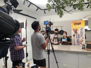 Read more about the article 【一個人創業可以做什麼】厭倦了朝九晚五？從週末兼職開始，用低風險測試你的老闆夢